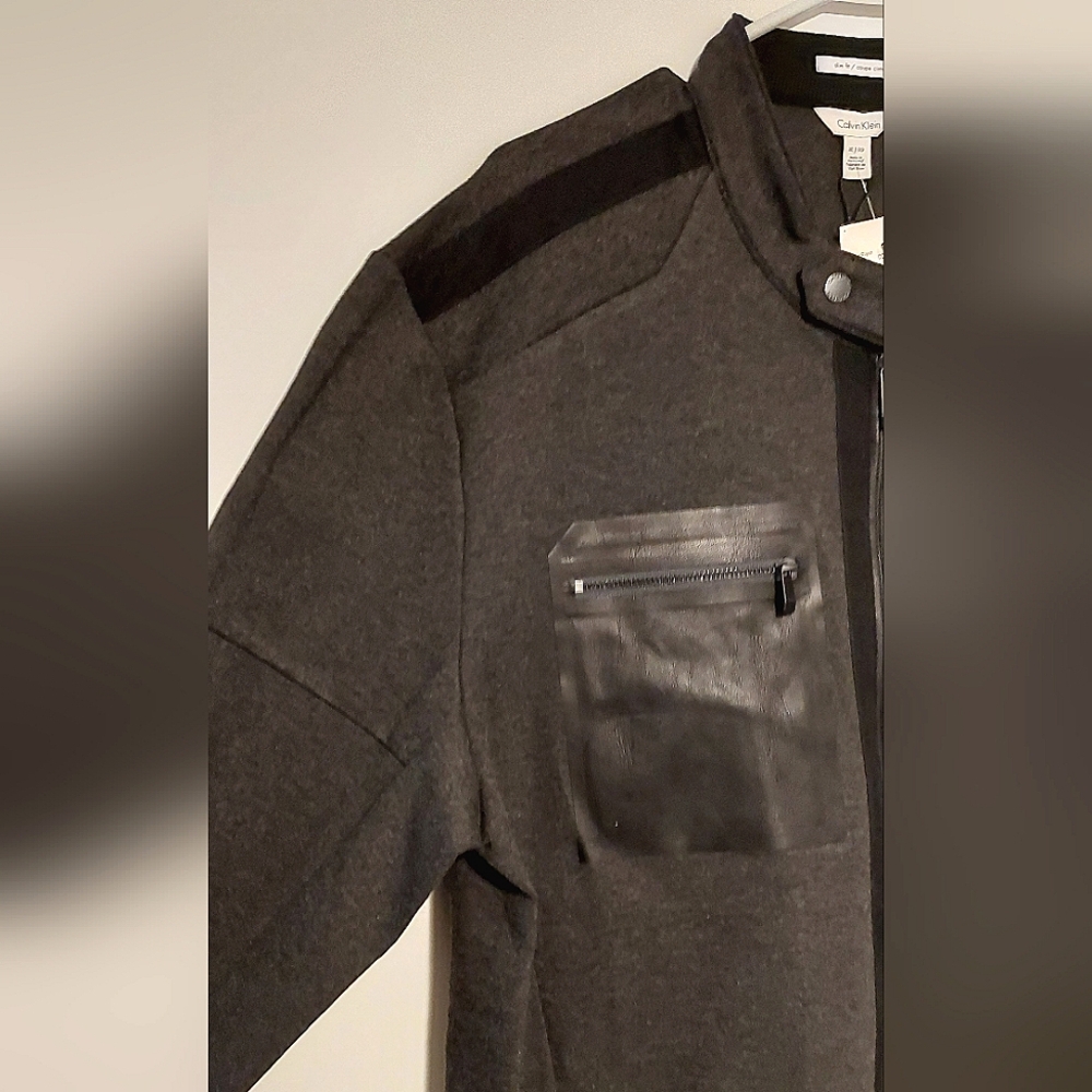 Calvin Klein Men's Black Zip-Up Jacket with Leather Accents & Pockets NWT Sz. XL - Picture 10 of 16